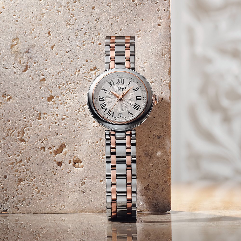 Montre Femme Bellissima T126.010.22.013.01 – Cadran Blanc & Bracelet Bicolore – Montre homme au Maroc | Montre Femme au Maroc Idée Cadeau pour toutes les occasions – Montre24.ma Montre Femme Bellissima T126.010.22.013.01 – Cadran Blanc & Bracelet Bicolore – Image 3